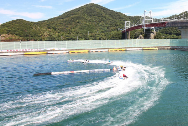 ボートレース鳴門整備棟改修事業基本計画策定及び基本設計業務