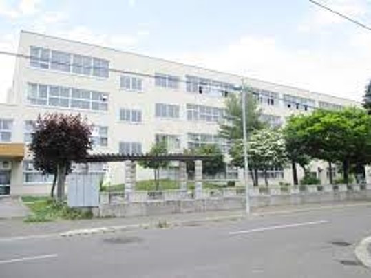 新琴似北中学校改築ほか工事に係る建築設計
