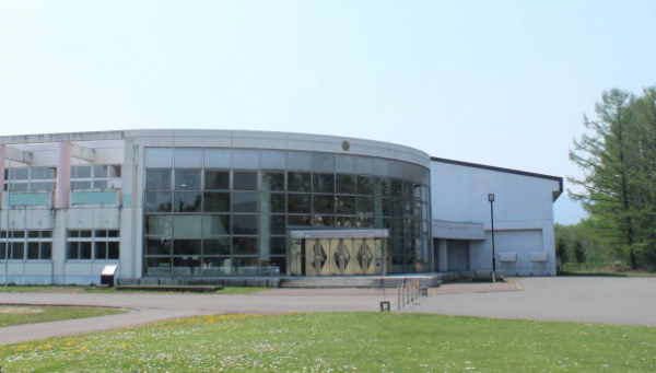 まちの人とともにつくる人生100年の学びの拠点(義務教育学校中頓別学園